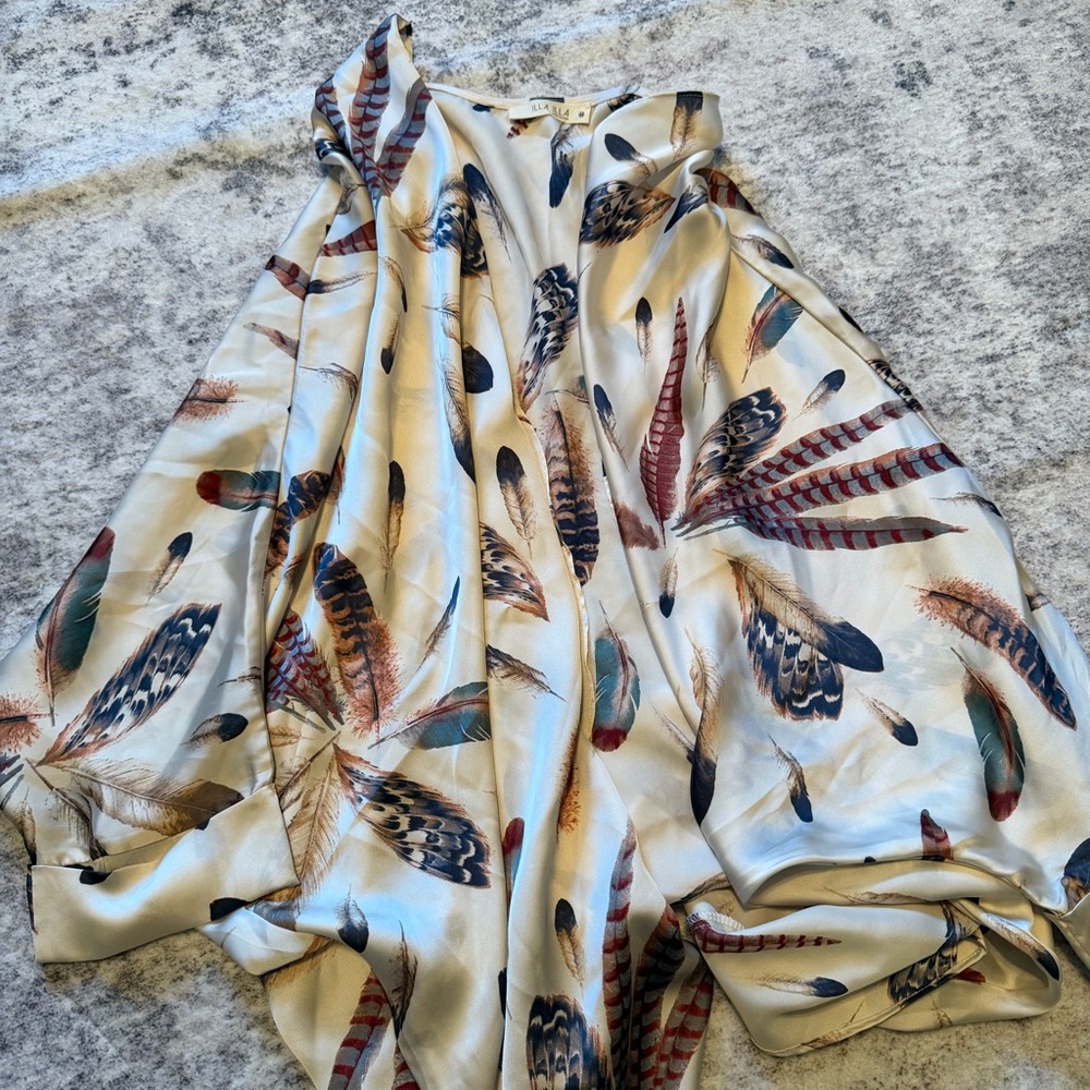 ILLA ILLA Feather Patterned shawl